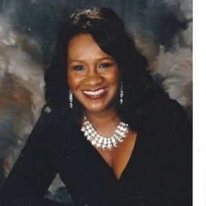 Meet your Posher, Jacqueline